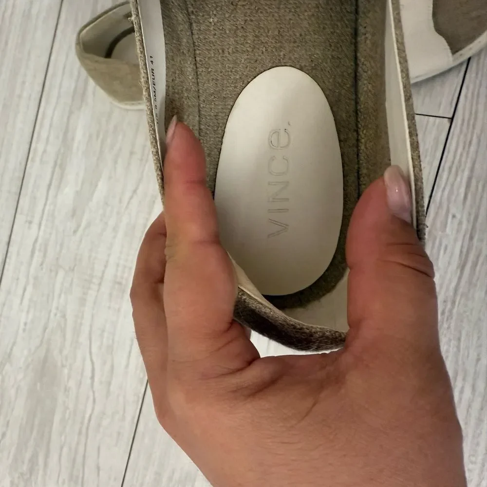 Vince Women's Italian calfskin Cream/white espadril Slip-On Shoes size 9.5